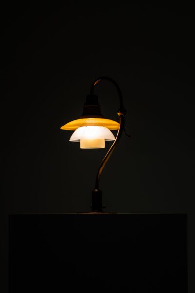 Poul Henningsen table lamp model PH-2/2 at Studio Schalling