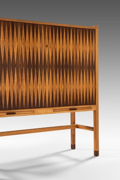 Cabinet in rosewood and walnut by unknown designer at Studio Schalling