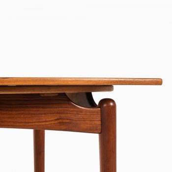 Dining table in teak in the style of Finn Juhl at Studio Schalling