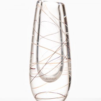 Vicke Lindstrand glass vase produced by Kosta at Studio Schalling