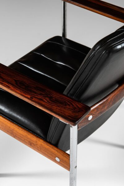 Sven Ivar Dysthe armchairs model 1001 at Studio Schalling