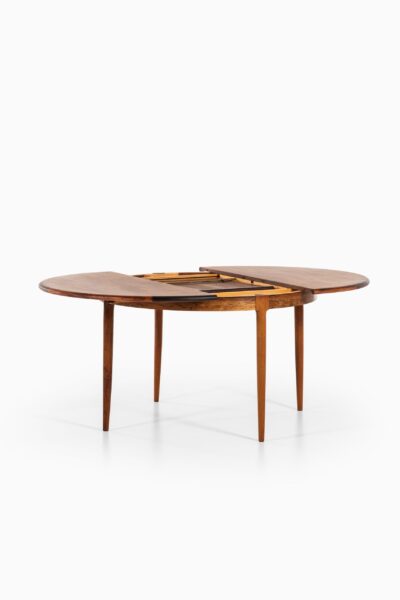 Niels O. Møller dining table in rosewood at Studio Schalling