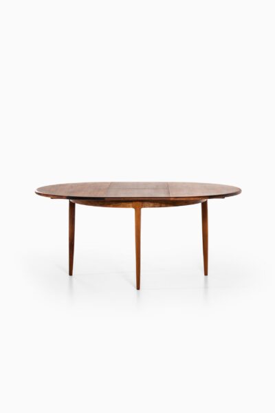 Niels O. Møller dining table in rosewood at Studio Schalling