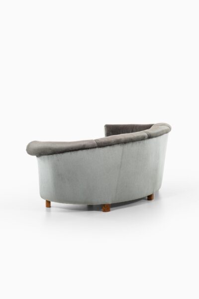 Otto Schulz attributed curved sofa at Studio Schalling