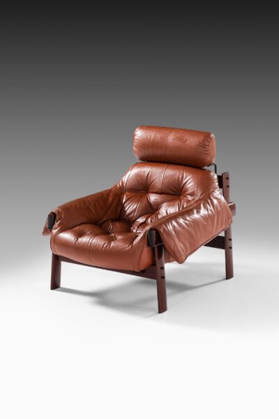 Percival Lafer easy chair in rosewood and brown leather at Studio Schalling