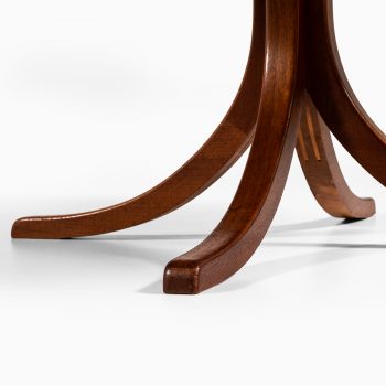 Josef Frank dining table model 1020 by Svenskt Tenn at Studio Schalling