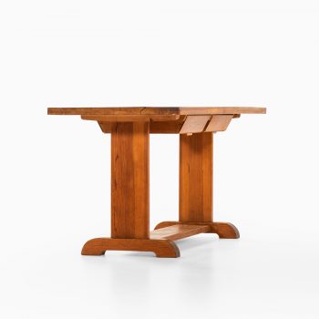 Desk / dining table in pine at Studio Schalling