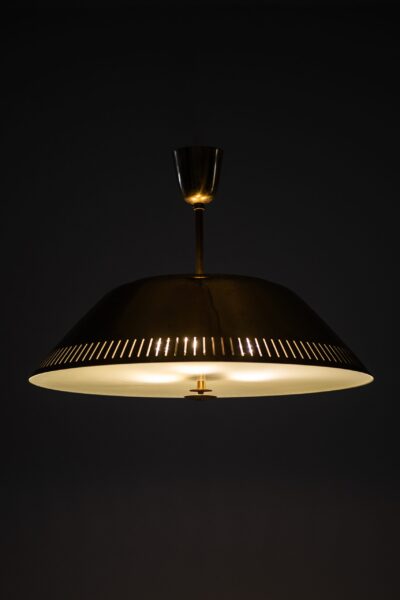 Lisa Johansson-Pape ceiling lamp produced by Orno at Studio Schalling