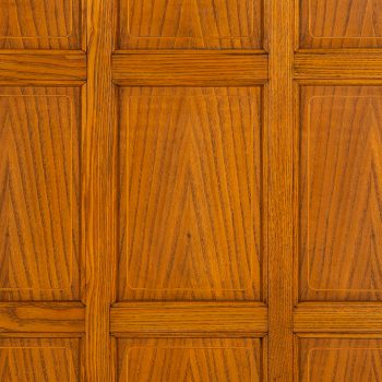 Oscar Nilsson cabinet in oak at Studio Schalling