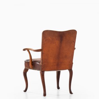 Frits Henningsen armchair in oak and natural leather at Studio Schalling