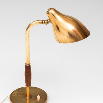 Vilhelm Lauritzen table lamp by Louis Poulsen at Studio Schalling