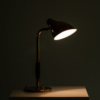 Vilhelm Lauritzen table lamp by Louis Poulsen at Studio Schalling