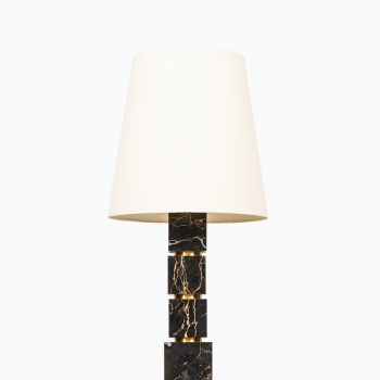 Table lamp in brass and marble by unknown designer at Studio Schalling