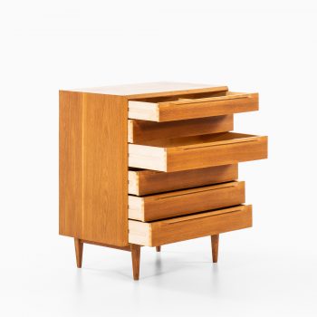 Ib Kofod-Larsen bureau in oak at Studio Schalling