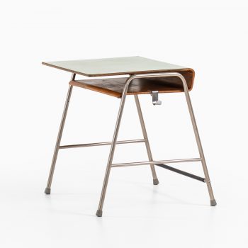 Arne Jacobsen Munkegaard school desk at Studio Schalling