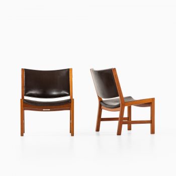 Rare pair of easy chairs model JH54 by Hans Wegner at Studio Schalling
