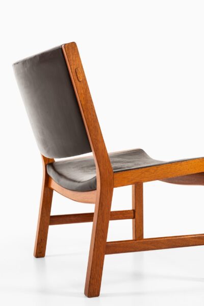 Rare pair of easy chairs model JH54 by Hans Wegner at Studio Schalling