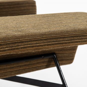 Otto Kolb wide easy chair by Knoll at Studio Schalling