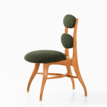 Vilhelm Lauritzen musician chair at Studio Schalling