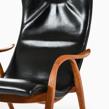 Frits Henningsen easy chair in oak and black leather at Studio Schalling