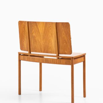 Carl-Johan Boman vanity in ash at Studio Schalling