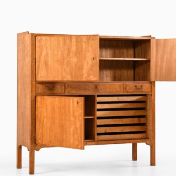 Axel Bäck cabinet in mahogany and brass at Studio Schalling