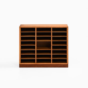 Arne Vodder file cabinet in oak and teak by Vamo Sønderborg