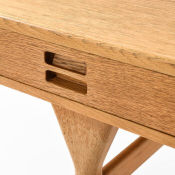 Nanna Ditzel desk in oak by Søren Willadsen at Studio Schalling