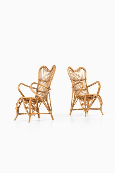 Seating group in rattan and cane at Studio Schalling