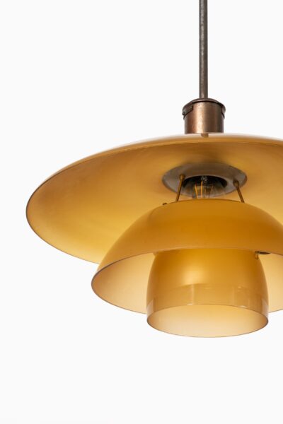 Poul Henningsen ceiling lamp model PH-5/5 at Studio Schalling