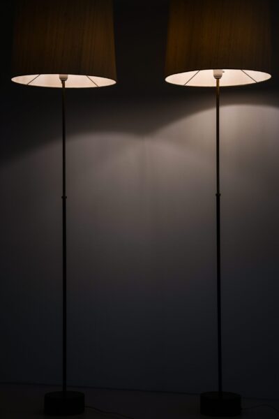 Hans-Agne Jakobsson floor lamp model S-1871 at Studio Schalling