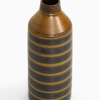 Birger Larsson ceramic vase by Wallåkra at Studio Schalling
