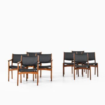Hans Wegner dining chairs by Johannes Hansen at Studio Schalling