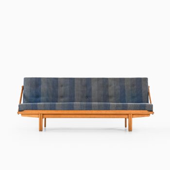 Poul Volther daybed / sofa model 981 at Studio Schalling