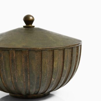 Decorative bronze bowl produced by Tinos at Studio Schalling
