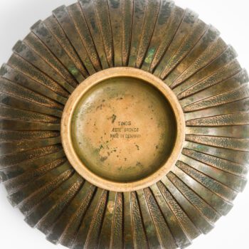 Decorative bronze bowl produced by Tinos at Studio Schalling