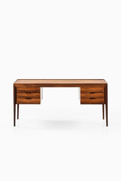 Erik Riisager Hansen desk in rosewood at Studio Schalling