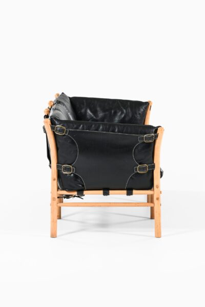 Arne Norell sofa model Ilona in black leather at Studio Schalling