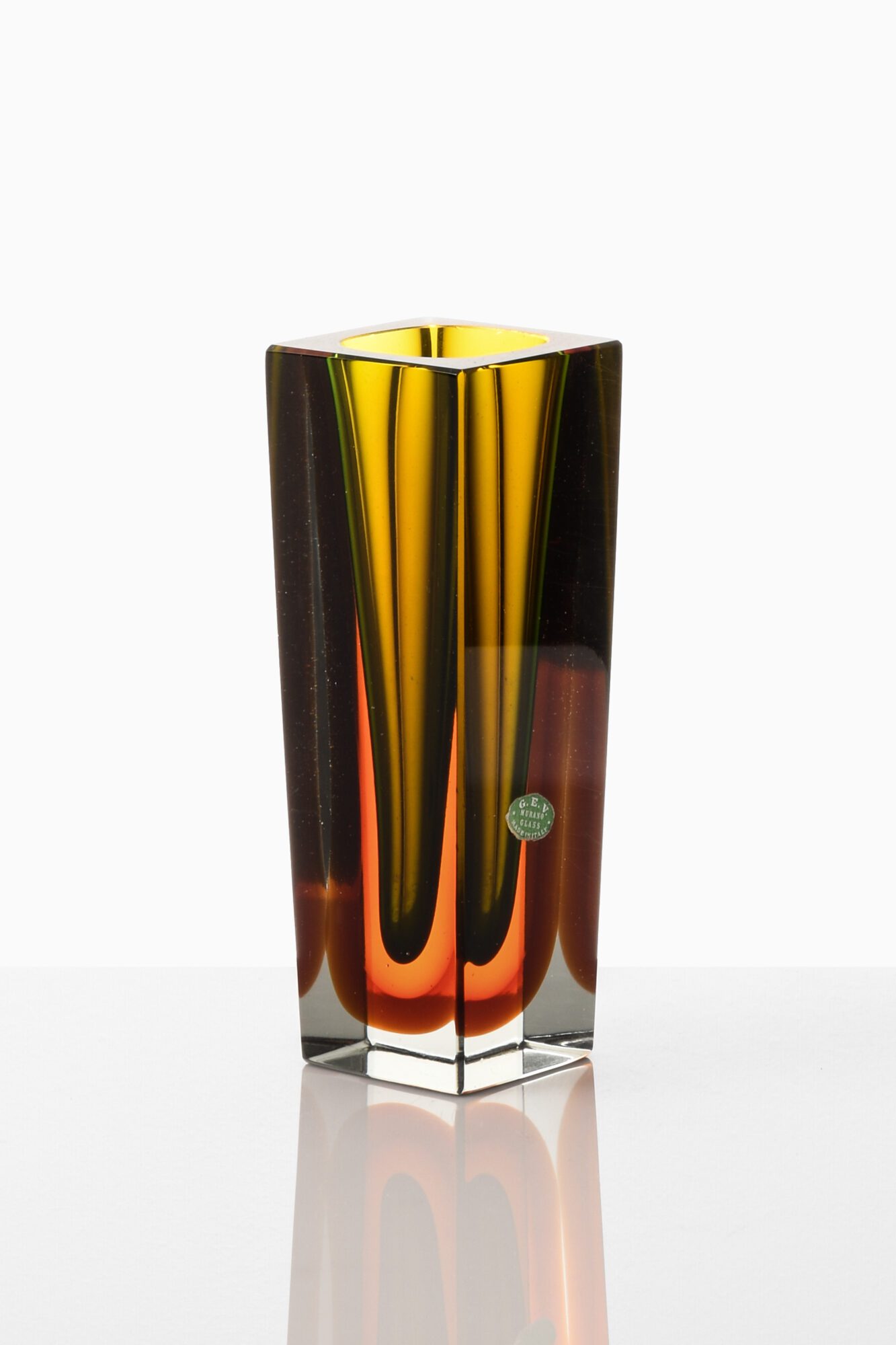 Luigi Mandruzzato glass vase by Murano at Studio Schalling