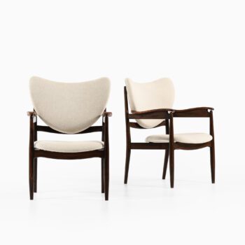 Finn Juhl armchairs by Søren Willadsen at Studio Schalling