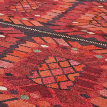 Barbro Nilsson carpet Nejlikan röd at Studio Schalling