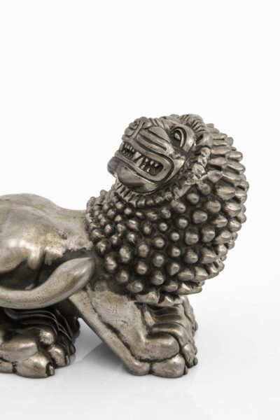 Anna Petrus lion sculpture in pewter at Studio Schalling