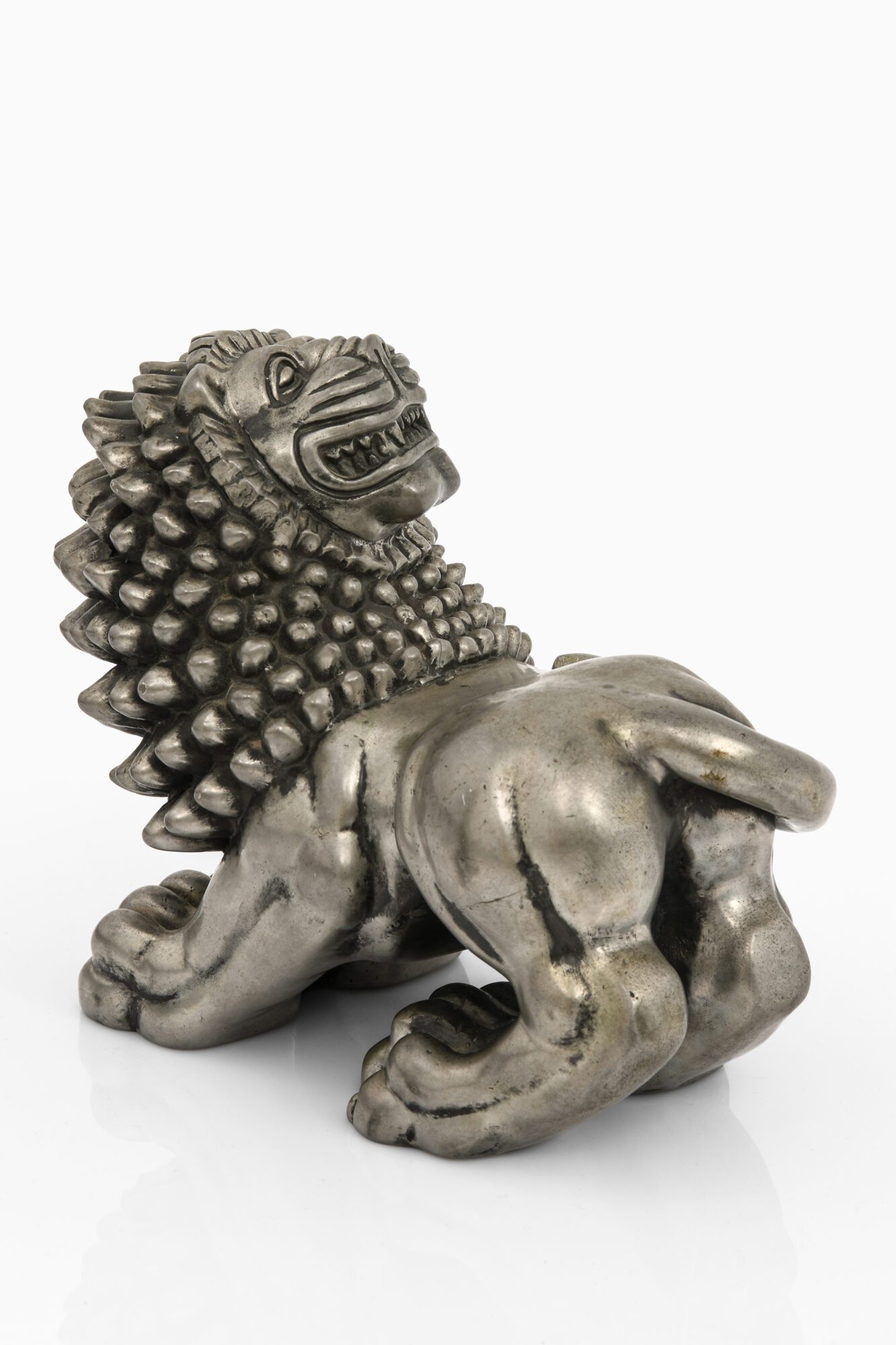 Anna Petrus lion sculpture in pewter at Studio Schalling