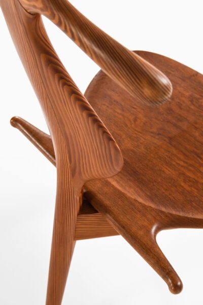 Hans Wegner valet chair in teak and pine at Studio Schalling