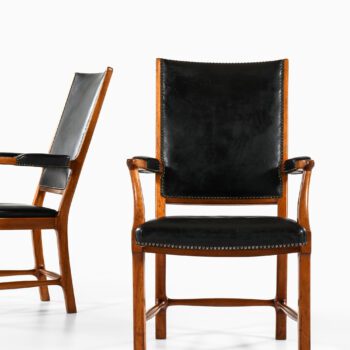 Erik Chambert armchairs in mahogany at Studio Schalling