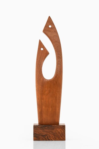 Johnny Mattsson sculpture in teak at Studio Schalling