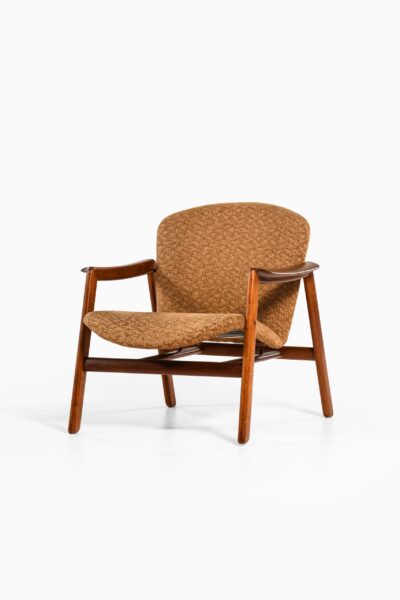 Easy chair by unknown designer at Studio Schalling
