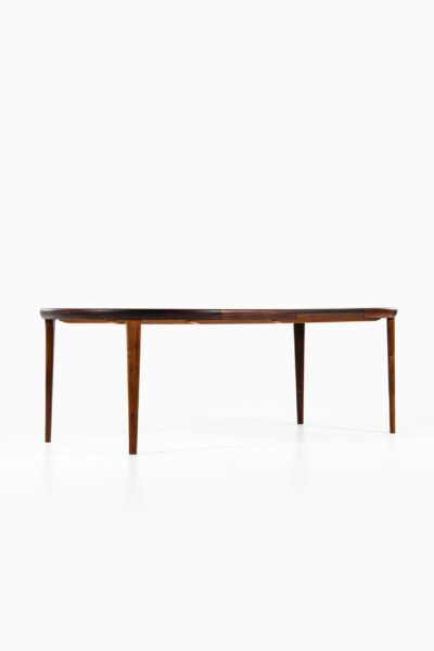 Dining table in rosewood by VV Møbler at Studio Schalling