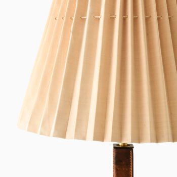 Böhlmarks table lamp in glass and leather at Studio Schalling