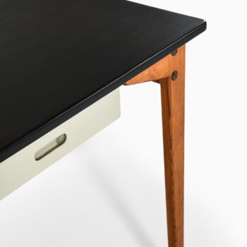 Freestanding desk in pine and black lacquer at Studio Schalling